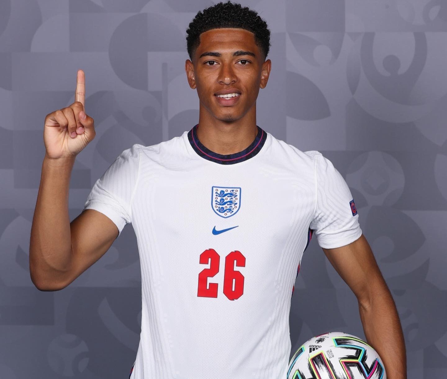 西媒：皇马内部已留意到拉波尔塔的言论，但不准备再次回应（西媒称皇马已注意到拉波尔塔言论，暂不再回应）