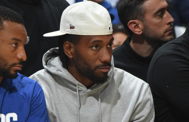 果然！利兹联主场3-1爆冷击败切尔西，利物浦范戴克和萨拉赫下滑（爆冷！利兹联主场3-1击退切尔西，利物浦范戴克与萨拉赫状态下滑）