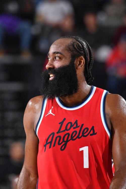 官方：门兴与队长克莱因丁斯特续约至2029年（门兴官宣队长克莱因丁斯特续约，合同至2029年）