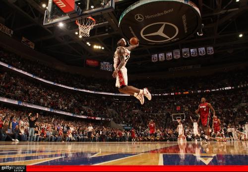 英超身价排行：枪手壕购迫近曼城 红军迎新星（英超身价榜：阿森纳豪掷逼近曼城，利物浦喜迎新秀）