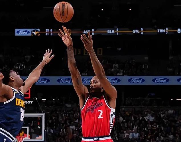 蒙特拉：不能把伊尔迪兹固定在某个位置，那不利于他继续成长（蒙特拉：不应将伊尔迪兹固定在单一位置，这会影响他的成长）