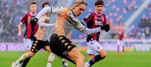 曼晚：曼联仍在为留三位非洲球员而努力，但也有意保持神秘（曼晚：曼联正努力留住三名非洲球员，同时对外刻意保密）