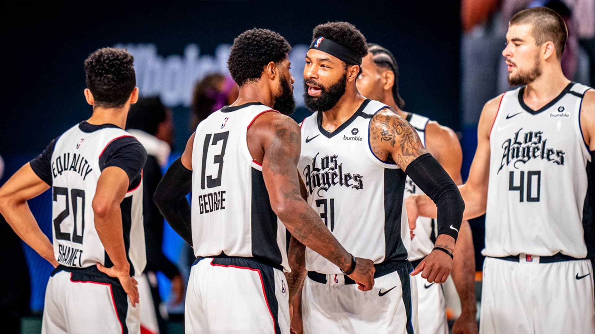 斯洛特：失去伊萨克是沉重打击，和狼队一起怀念若塔（斯洛特称伊萨克缺席是巨大打击，将与狼队共同追忆若塔）