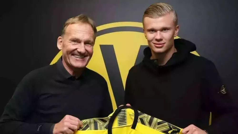 凯恩vs斯图加特全场数据：出战30分钟，射门4次进3球（凯恩对阵斯图加特：30分钟4射3中，全场数据速览）