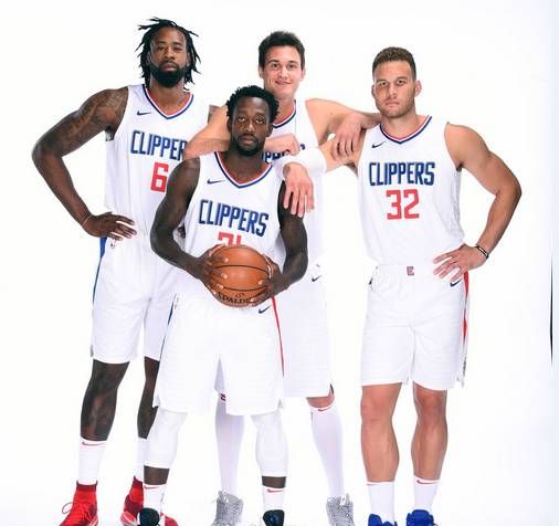 世体：特狮已进入康复的最后阶段，预计下周能回归球队大名单（世体：特尔施特根康复进入收尾阶段，有望下周回归球队大名单）