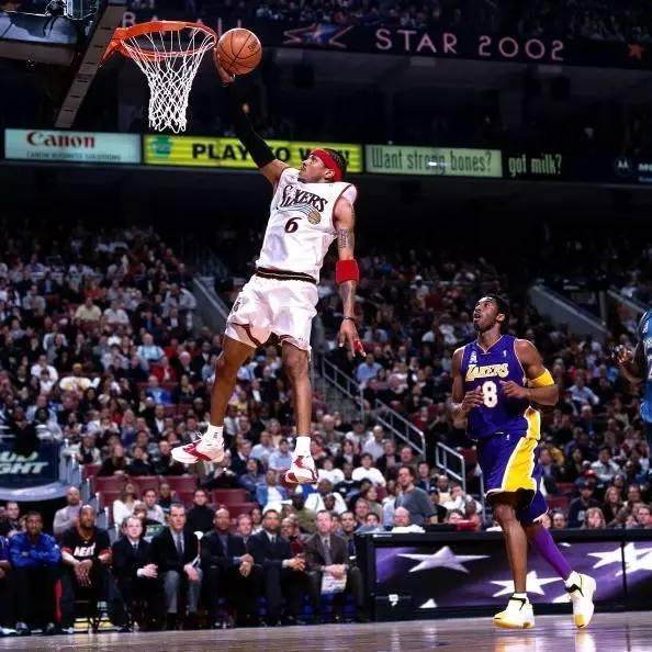 法尔克：拜仁计划明年夏天开启中国行，踢两场友谊赛（法尔克称拜仁计划明夏访华，安排两场热身赛）