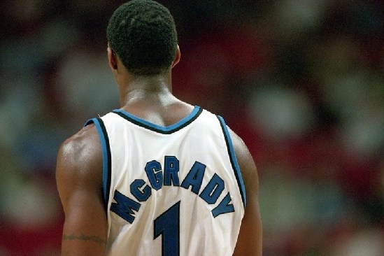 盐湖城媒体曝步行者有意爵士中锋凯斯勒，赛季报销球员引关注（盐湖城媒体称步行者看中爵士中锋凯斯勒，赛季报销球员备受关注）