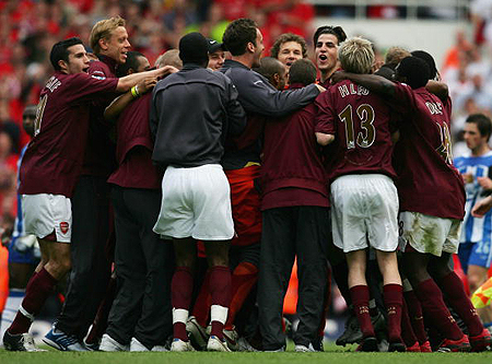 经典回顾：姆总大战哈兰德，上赛季皇马总比分6-3淘汰曼城（重温名战：姆总对飙哈兰德，皇马上季总比分6-3击退曼城）