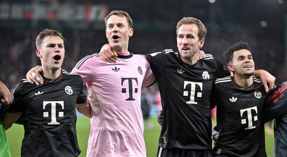 中超：上海海港主场4-1大胜深圳（中超联赛：上海海港主场4比1击败深圳队）