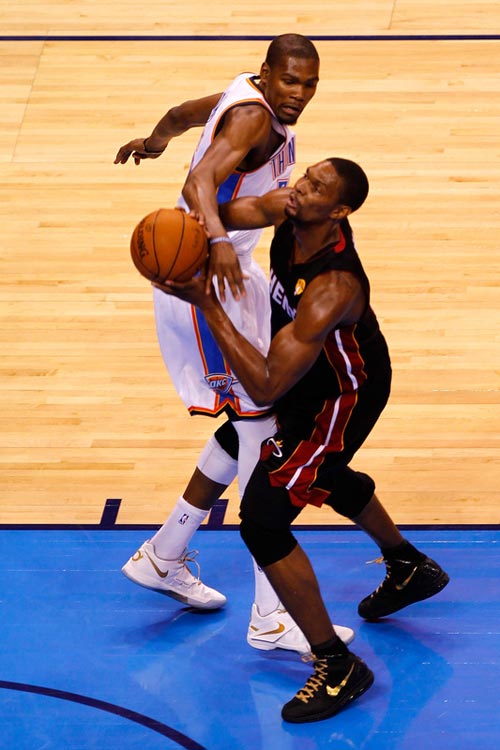 六战全胜，欧冠官方晒阿森纳战绩：谁还能阻止他们？（欧冠官方晒出阿森纳六连胜：谁能终结枪手？）