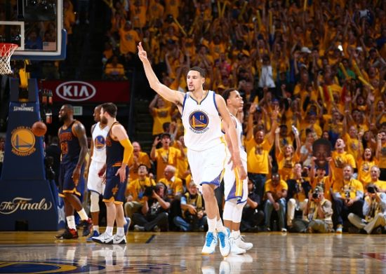 阿森纳再一次在圣诞节领跑积分榜，能否顺利夺冠？（阿森纳圣诞再登榜首，这次能最终捧杯吗？）