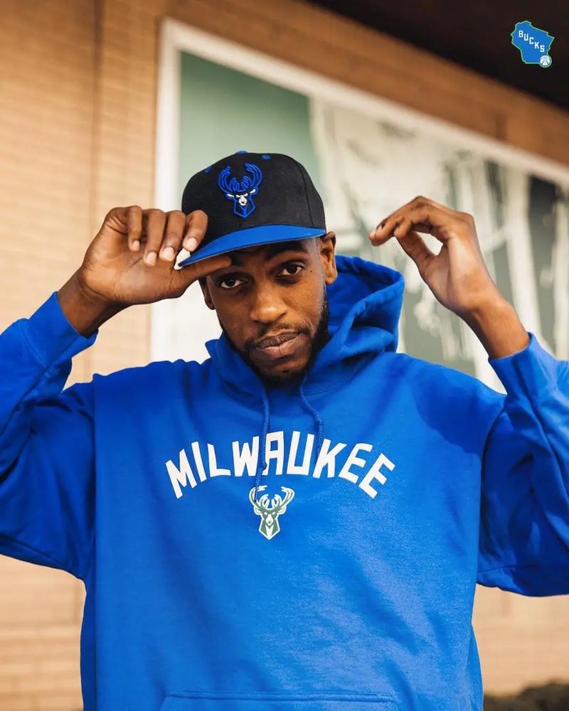 深入一线学习，英超与中国足协启动第三期青训教练培训（英超携手中国足协启动第三期青训教练班，聚焦一线实训）